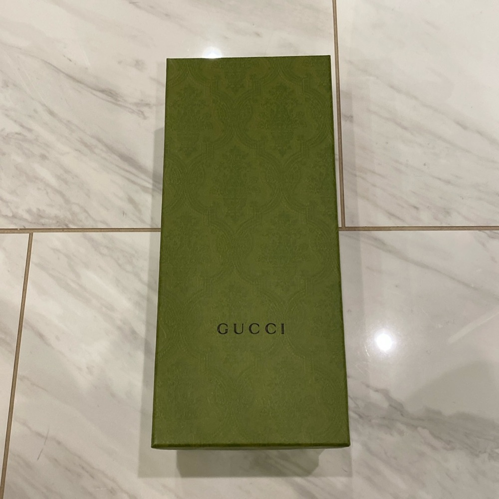 Gucci shoe box